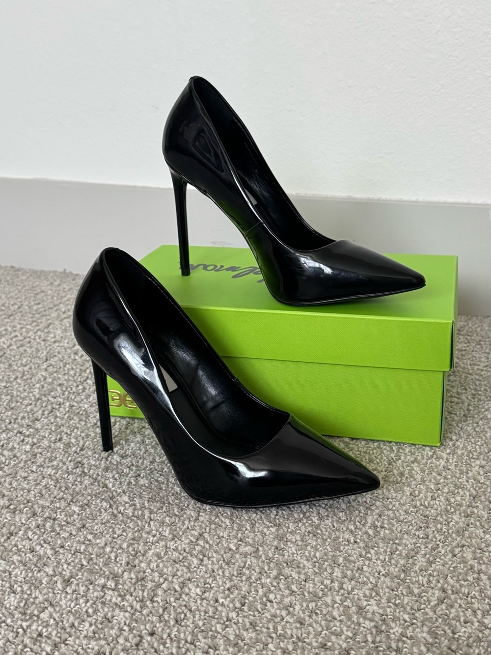 Steve Madden Vala Classic Black Patent Pointed-Toe Stiletto Pumps 7.5